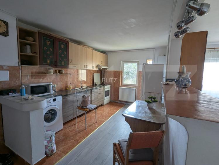 Apartament cu 4 camere, decomandate, 80 mp, balcon, garaj - Zorilor - 2