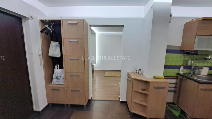 Apartament 3 camere, renovat, poziție retrasă (nu la bulevard) – Metrou 500 m - 27
