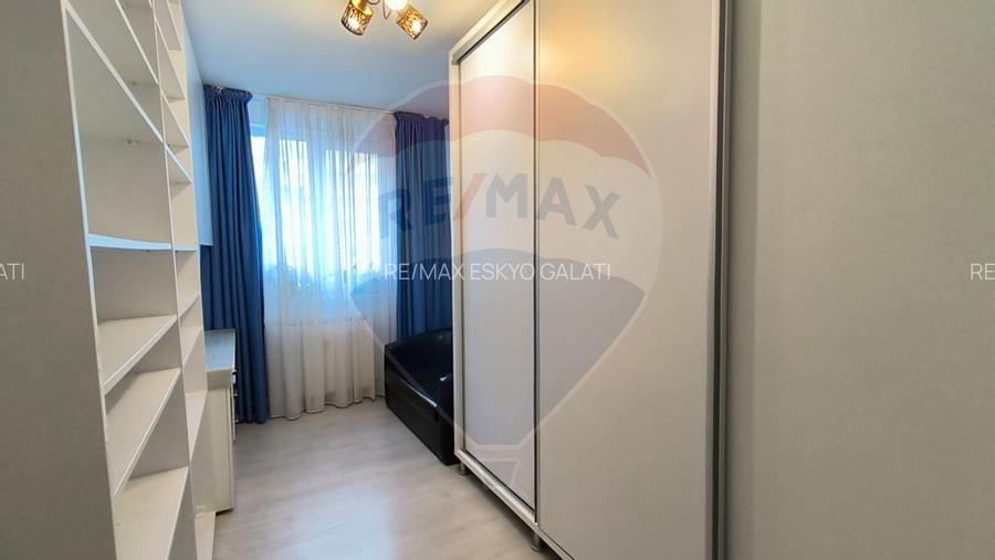 Apartament cu 3 camere de închiriat în Micro 19 Galați - 13