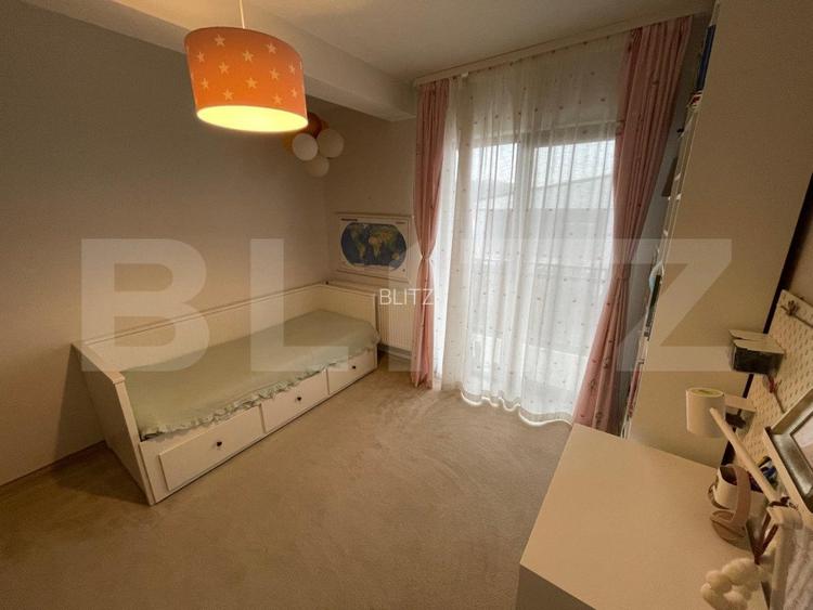 Casa cu 5 camere, zona de case, 275 mp de teren, zona Crizantemelor - 12