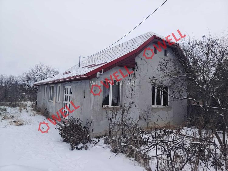 Proprietate de vânzare formată din două case, în Moacșa! - 3