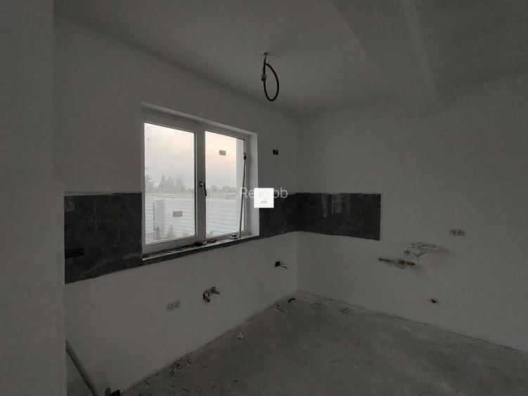 Casa 3 camere Crevedia - 11