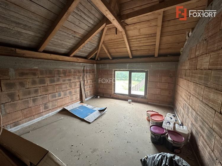 Casa individuala cu 12 camere, 400 mp utili - Bucovat - 25