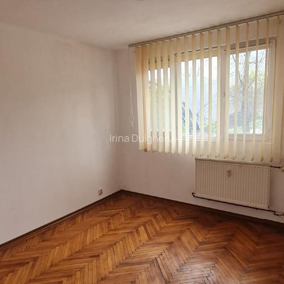 VÂNZARE  Apartament cu 2 camere   49,44 m² direct proprietar - 3