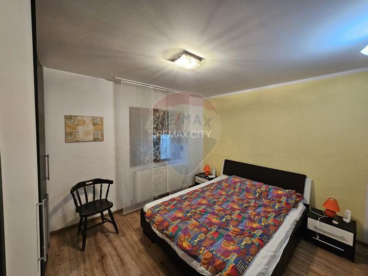 Casă solidă din cărămidă, mobilată, garaj, teren generos – Tarcău - 42