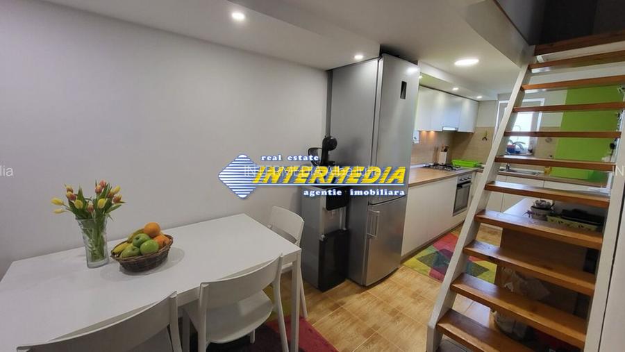 Casa Insiruita Apartament 3 camere P+1 cu 250 mp Teren Scara Interioara Mobilat - 4