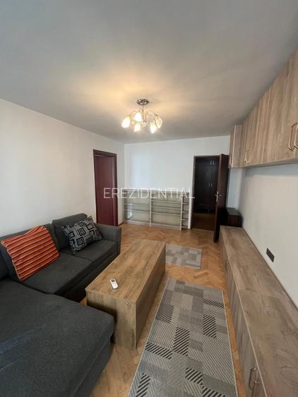 Apartament - 2 camere - semidecomandat - Mihai Bravu  - 4