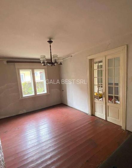 Parter vila ap.3 camere, Bd. Decebal-Dristorului - 8