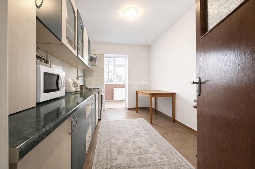 Delfinariu | 3 camere si doua bai la situat la bulevard - 2