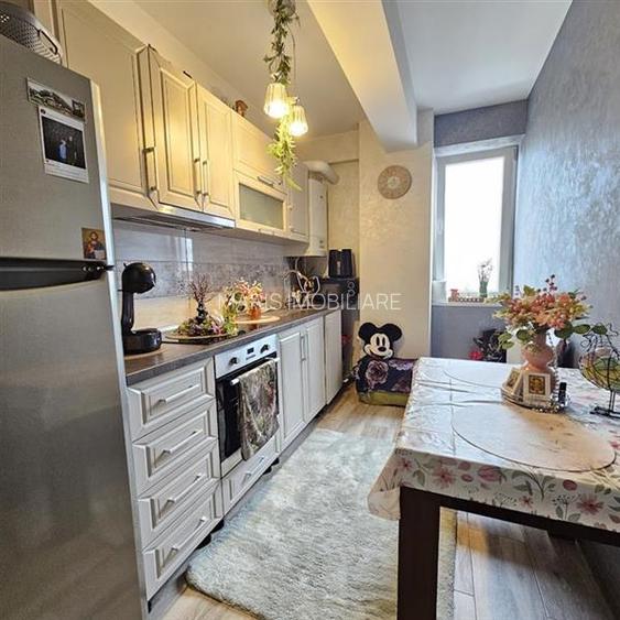 Inchiriere in Tudor bloc nou 2 camere modern, parcare proprie - 4