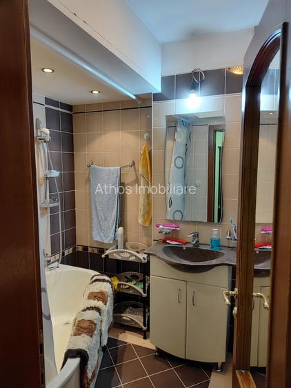 Apartament cu 3 camere decomandate in zona Timocului-Saguna - 3