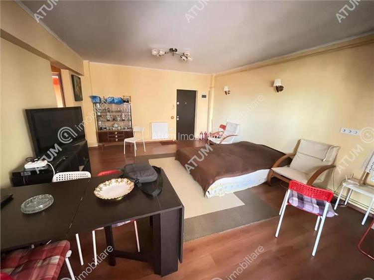 Apartament 2 camere decomandate birou balcon loc parcare Sibiu - 3