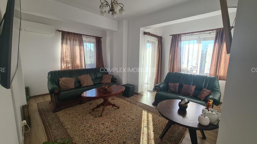 Apartament 3 camere decomandate, loc de parcare inclus.