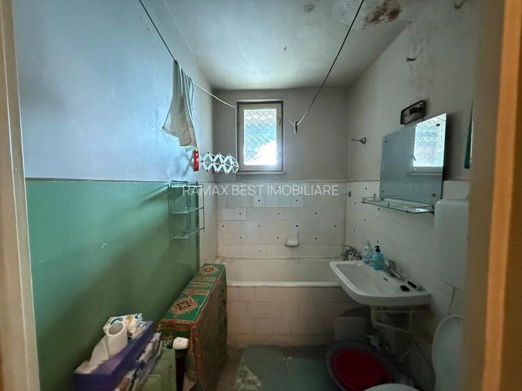 Baba Novac, Campia Libertatii, chiar la coltul parcului IOR, 2 bai - 2