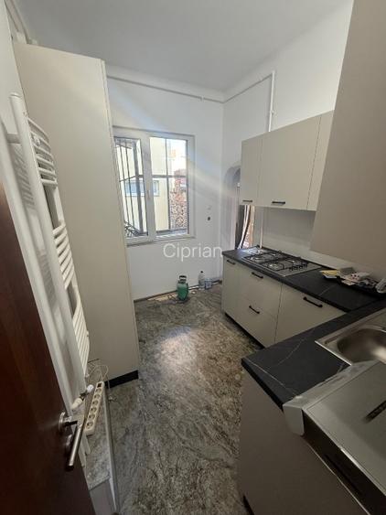 Apartament de inchiriat 3 camere Eroii Revolutiei - 7