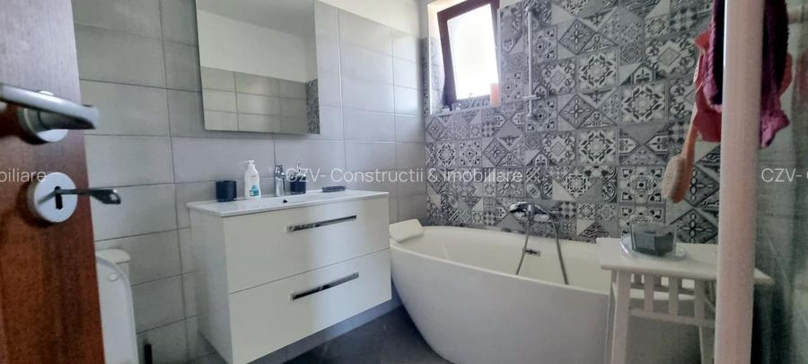 Vila la cheie cu grădină- sector 5 - 15