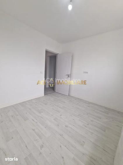2 Camere de vanzare | Brancoveanu | Comision 0 | - 10