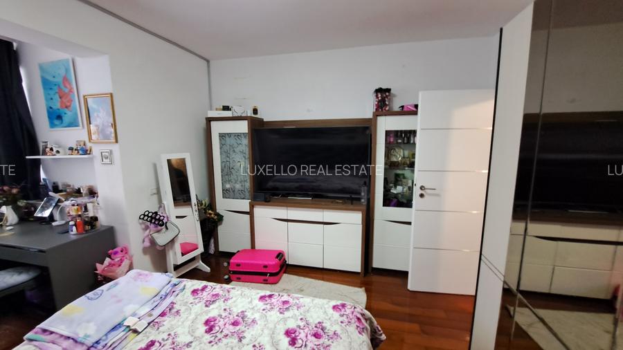PENTHOUSE LUX - LOCATIE EXCELENTA -VIEW SUPERB - TERASA AMENAJATA 300 MP - 42