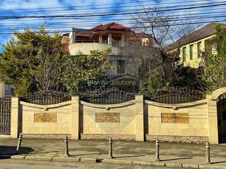 Vilă de lux cu piscină și grădină privată – reședință neoclasică - 19