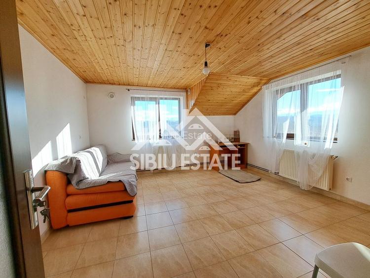Casa Sibiu cu pivnita si garaj, curte mare - 14