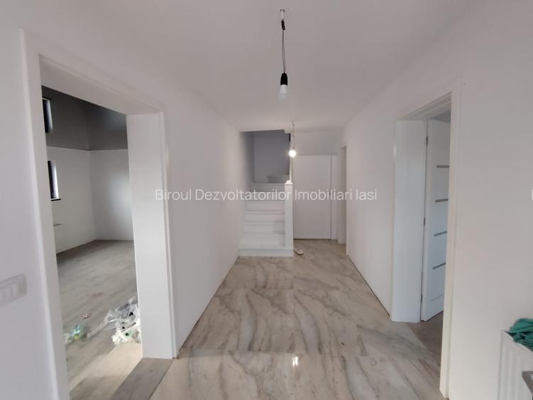 Casa  mare, luminoasa, spatioasa cu 5 camere, doua bai, 400 mp teren, Bucium - 3