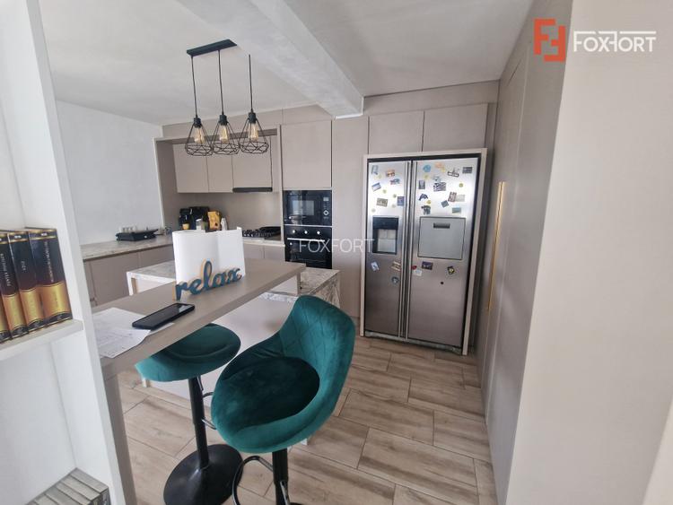 Duplex cu 5 camere, 336 mp teren, Mosnita Veche - 3