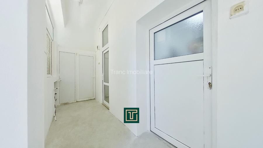 Apartament cu potential cu 2 camere la curte comuna in Centru - 5