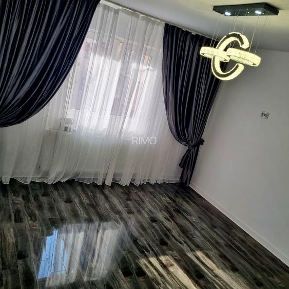 Apartament cu doua camere, Piata Resita, 64.900€ - 3