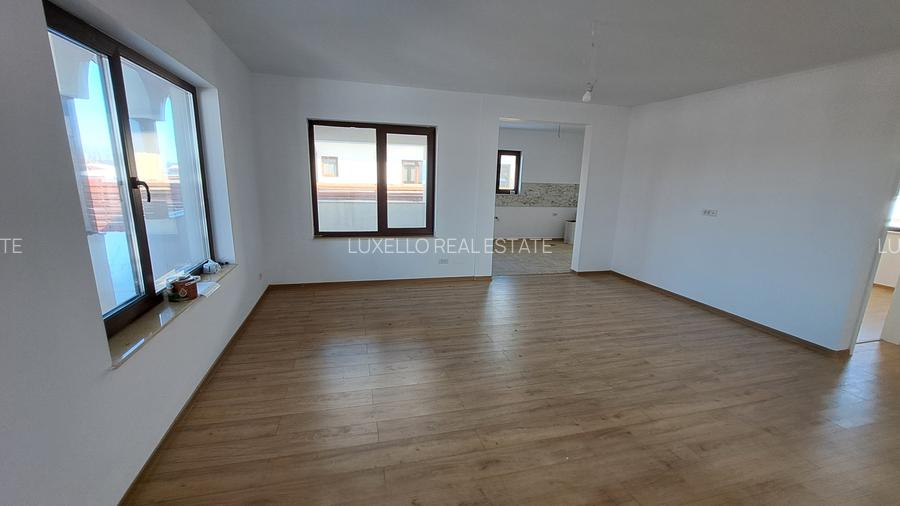 CASA 4 CAMERE CU SUPRAFATA GENEROASA IN  STIL NEOROMANESC - 10