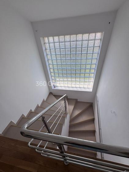 Duplex P+1 Toate utilitatile / Asfalt / 165.000 E - Comision 0 - 11