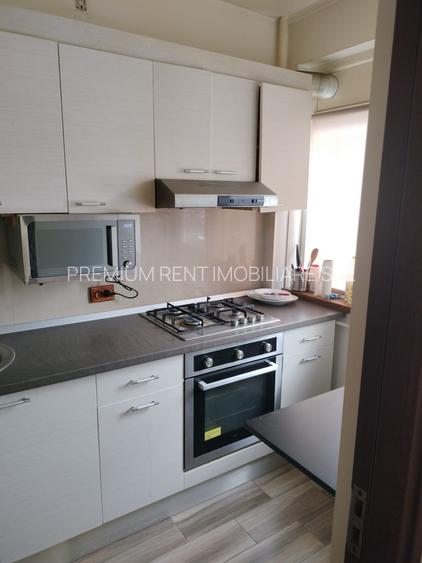 Dristor, garsoniera, 1 minut metrou, 300 euro, PET FRIENDLY, mobilata, utilata - 12