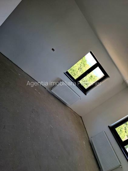 Casă / vilă Mărăcineni / Argeș , finisaje moderne ! - 18