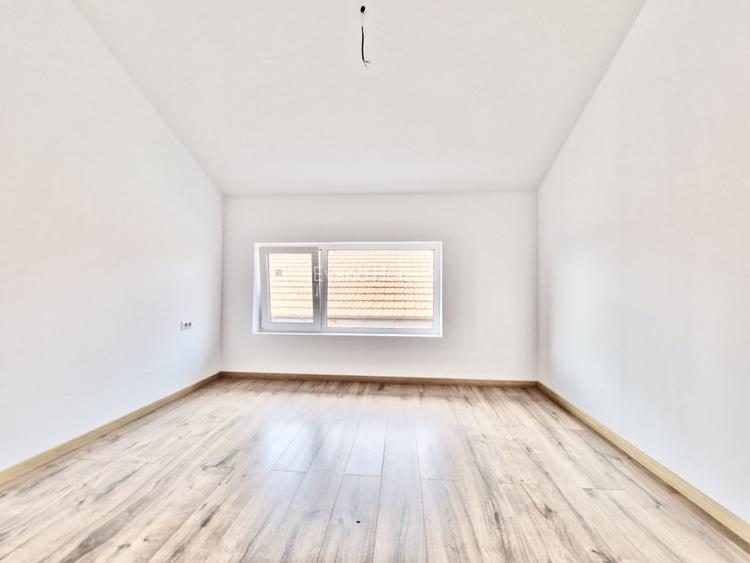 Duplex cu 4 camere - 115 mp utili - zona excelenta - Mosnita Noua - 9