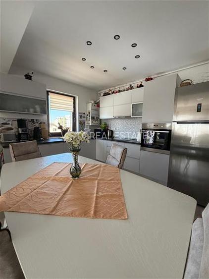 Apartament 4 camere 104 mp, Zona Tractorul, Brasov - 26