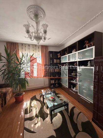 Casă tradițională cu 1800 mp teren  în Sohodol, Bran | Priveliște superba - 15