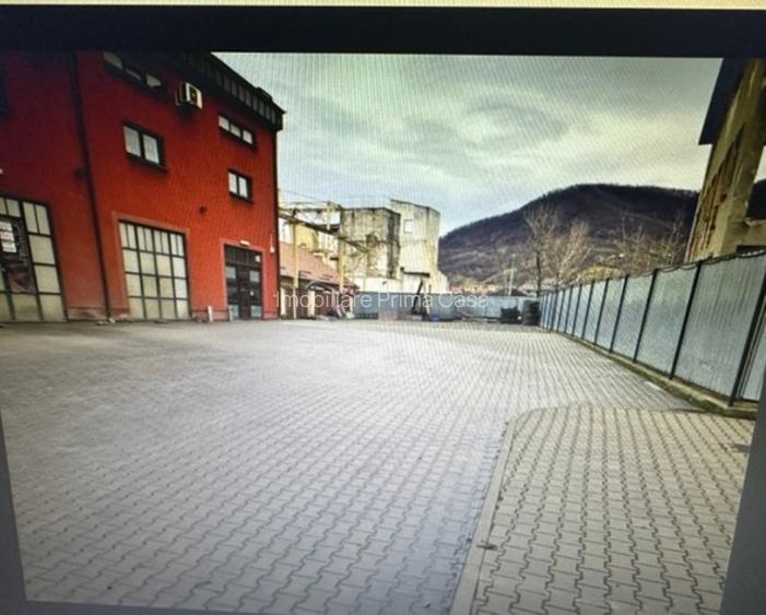 SPATIU INDUSTRIAL  cu vad stradal ! - 4