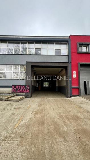 Închiriez spatiu industrial 990 MP - 5,5 euro /mp /luna +TVA - 11