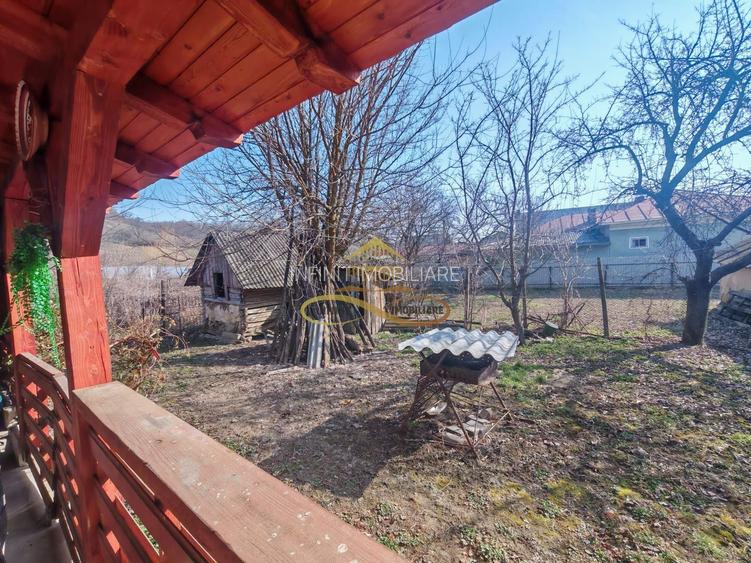 Casă de vânzare din BCA, in PARAVA - 14