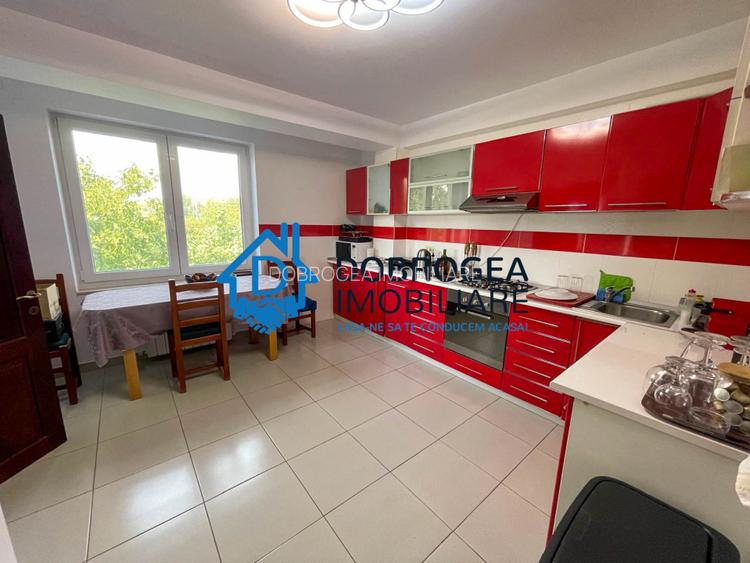 ZONA 9 MAI-  CASA VILA D+P+E1+E2+M    - 16