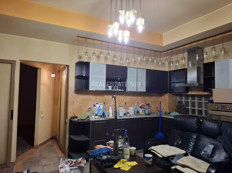 URGENT!, Calea Victoriei-Hotel Novotel, CONSOLIDAT, bloc stradal, NEGOCIABIL - 5