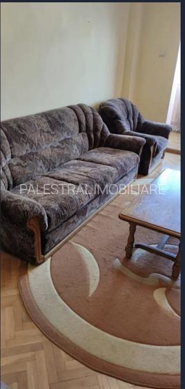 Apartament 3 camere zona Judetean,decomandat 146000 Euro - 2