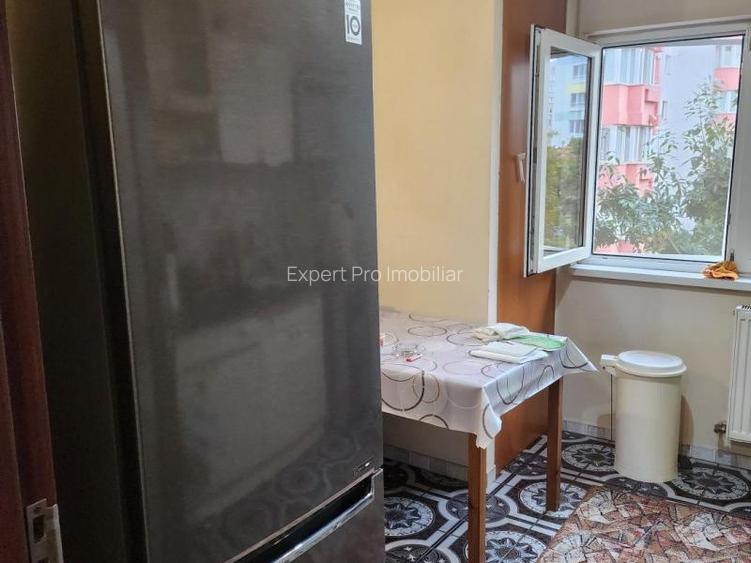 Drumul Sarii Al. Botorani bloc 1989 et. 3, 76mp - 8