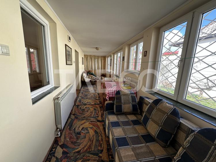 Casa familiala pentru locuit sau vacanta , spatioasa si confortabila . - 13