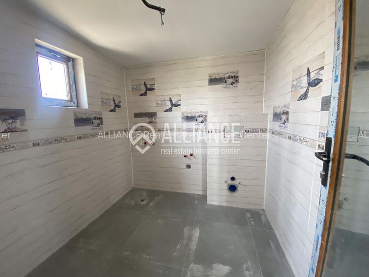 VALU LUI TRAIAN(COD 07) -Casa P+M 5 camere cu teren de 300 mp - 2