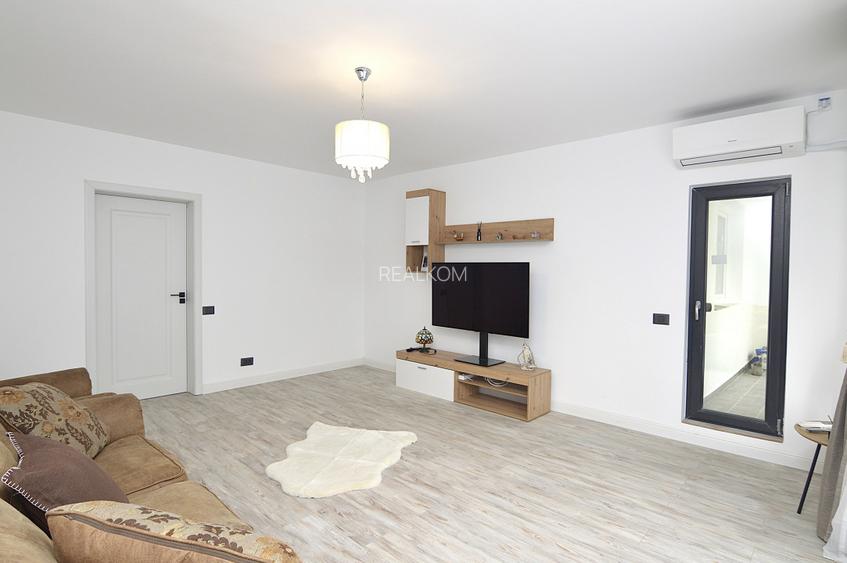INCHIRIERE APARTAMENT 3 CAMERE CALEA CALARASILOR – METROU PIATA MUNCII - 11