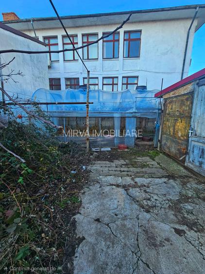 Casă cu arhitectură interbelică, 5 camere, teren 409 mp – Central - 55