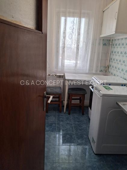 1 DECEMBRIE METROU - 2