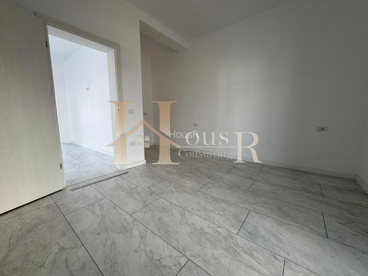 La 5 minute de 4 benzi.Toate Utilitatile.Teren 340 mp - 13