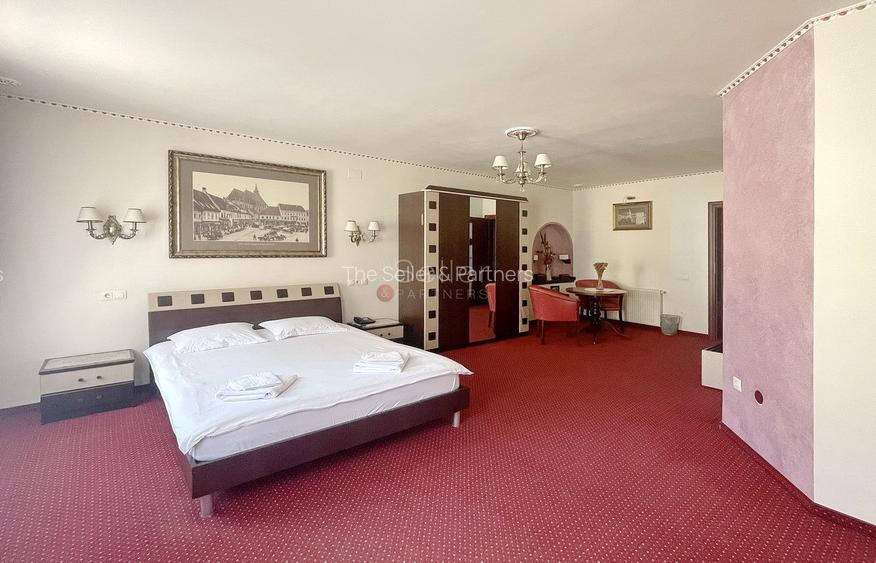 Pensiune de 15 camere in Centrul Istoric la 400m de Piata Sfatului - 19