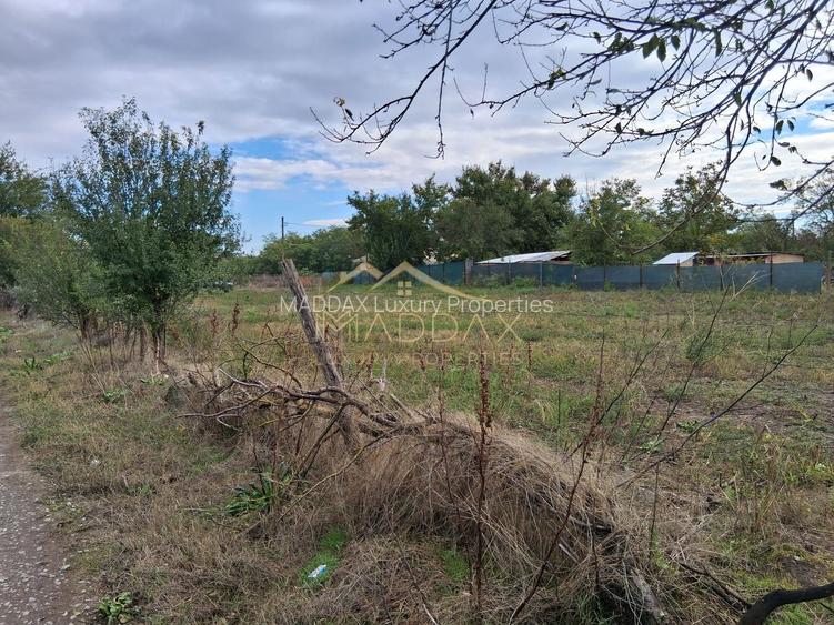 Teren investitie 2262mp // Lac Dorobantu // comuna Varasti - 3